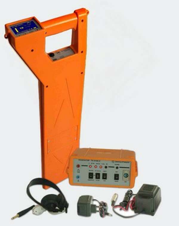 СВЯЗЬПРИБОР ПОИСК-410 Мастер - комплект трассоискатель-дефектоискатель с генератором МК310 (ГК-310А-2)
